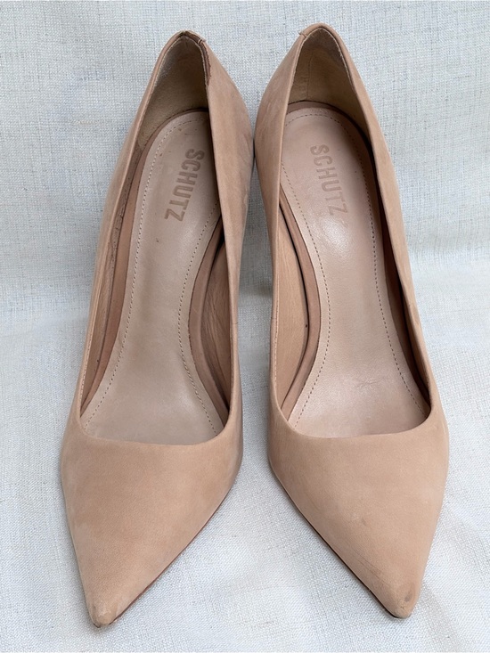 SCHUTZ Shoes - SCHUTZ Blush Nude suede pump shoes,pointed toe,stiletto heal.Sz 10,5 B.